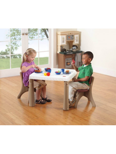 Дитячий столик зі стільчиками пластиковий