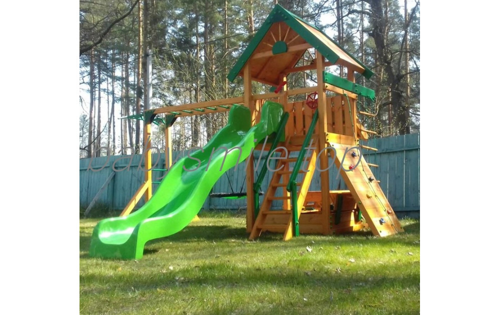 Детская площадка из дерева - доступная роскошь